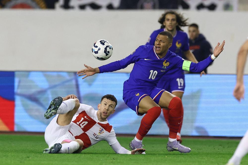 英超战报：米伦科维奇乌龙，霍尔制胜，埃弗顿3-0大胜森林